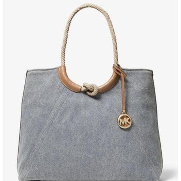 Michael Kors Handbags - MICHAEL KORS Isla Ring Navy Canvas Large Shoulder Summer Beach Tote